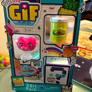 “New item” Oh! my GIF!! GIFs Gone Live! 3 Bit Pack